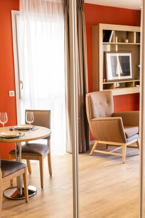 Zenao Frejus Aparthotel Exterior photo